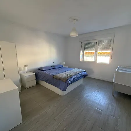 Casa Vol - Piso 1 Con Balcon Ideal Camino Portugues Redondela